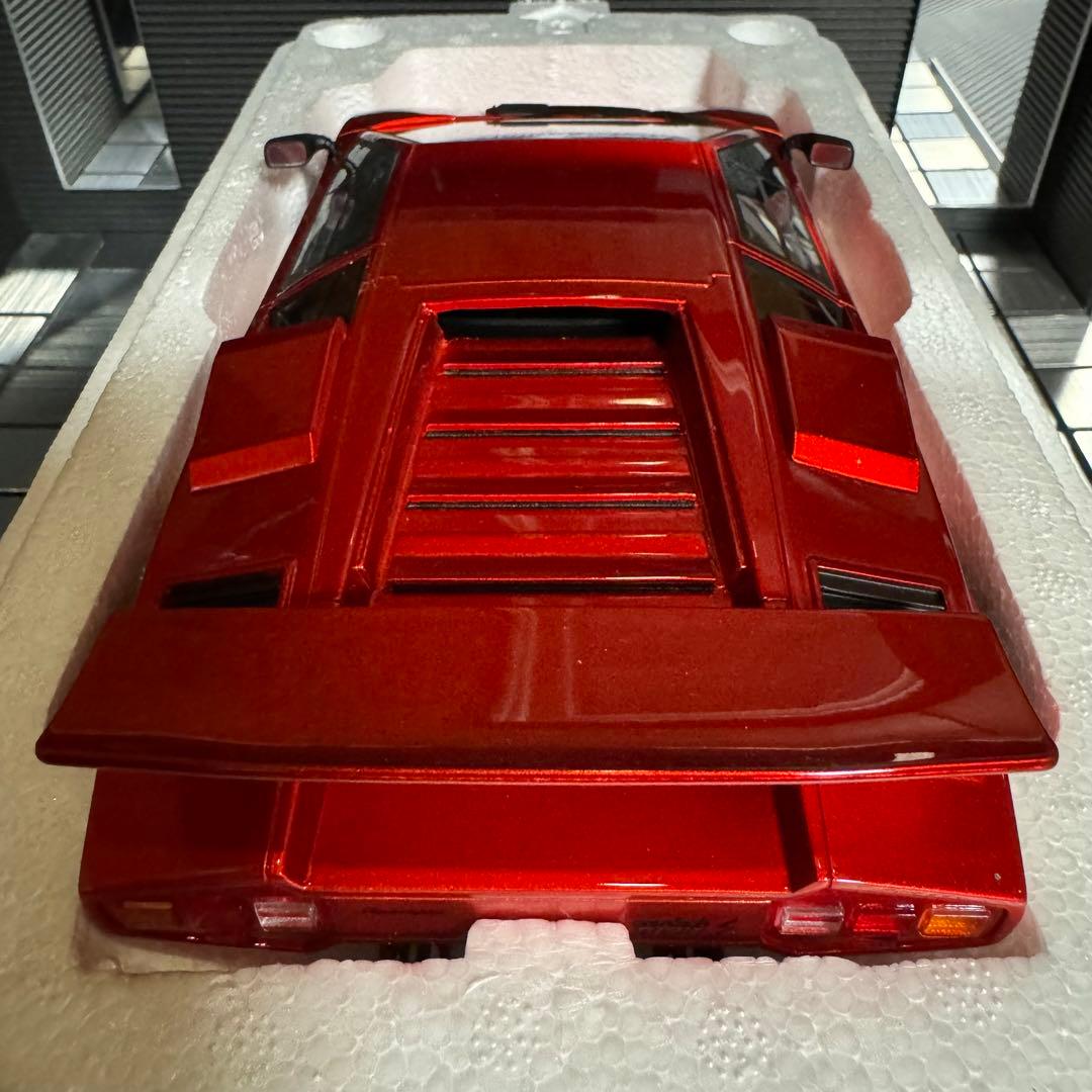 未展示品GTスピリット1/18ケーニッヒスペシャル カウンタックレッドメタリック