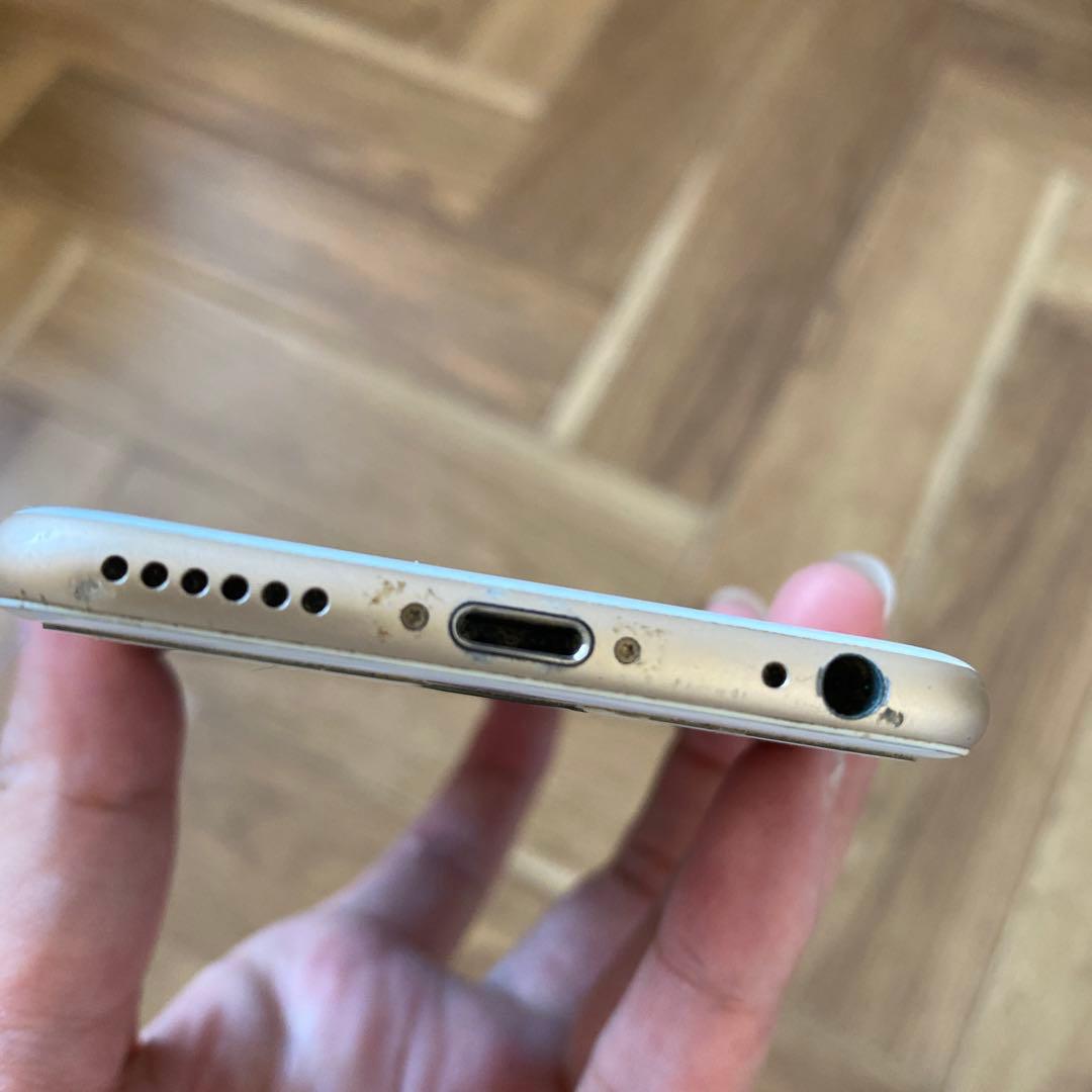 Apple iPhone ゴールド