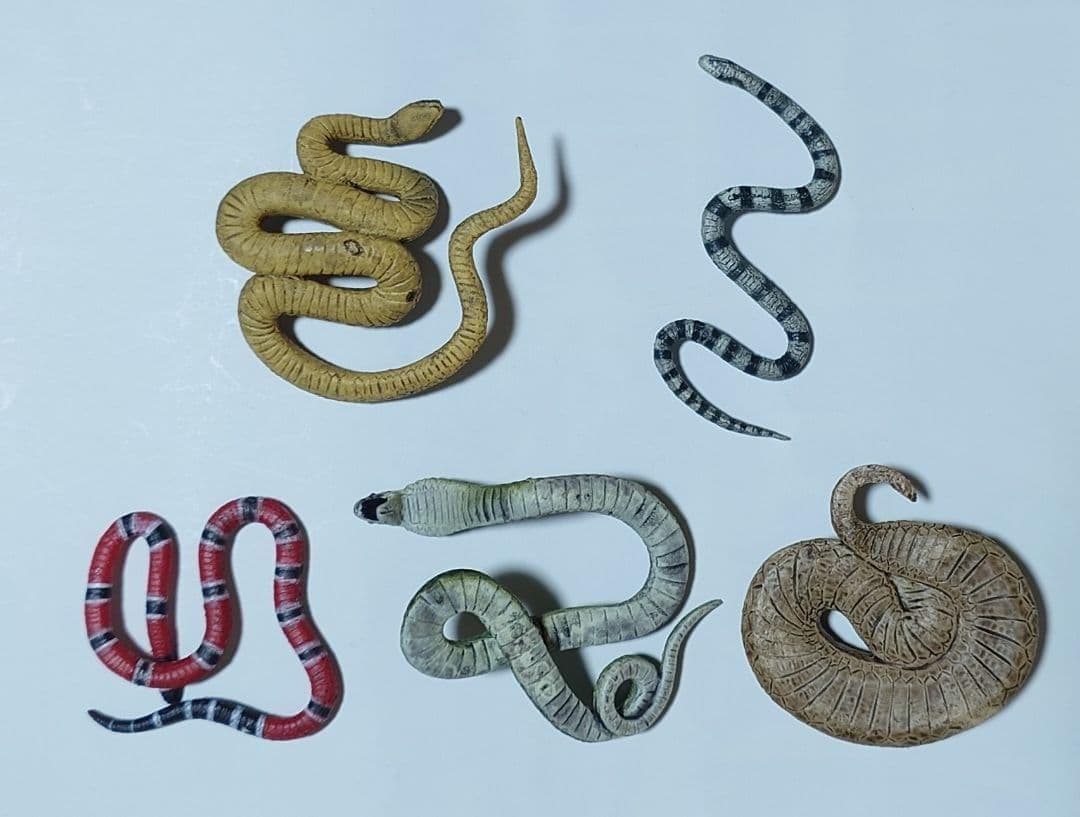 タカラトミー アーツ　不思議生物大百科　毒牙の暗殺者　毒ヘビ　7種　フルコンプ