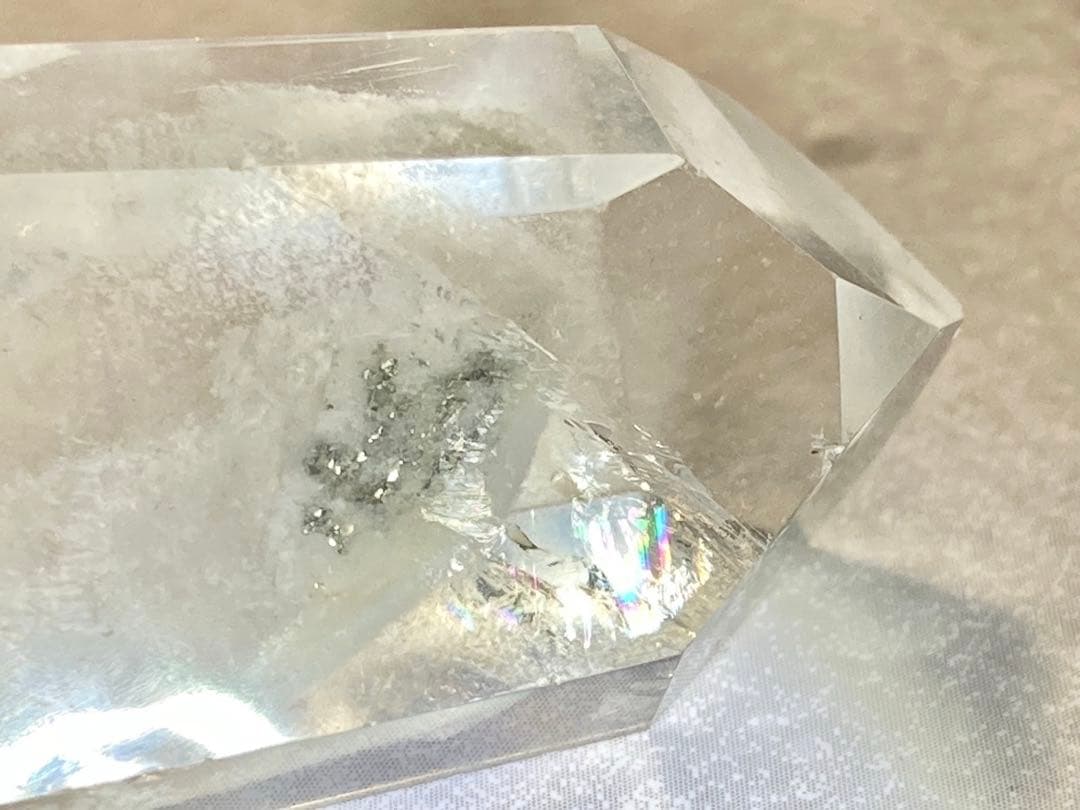 龍脈水晶　パイライトインクォーツ　クリスタル　水晶　黄鉄鉱　ファントム