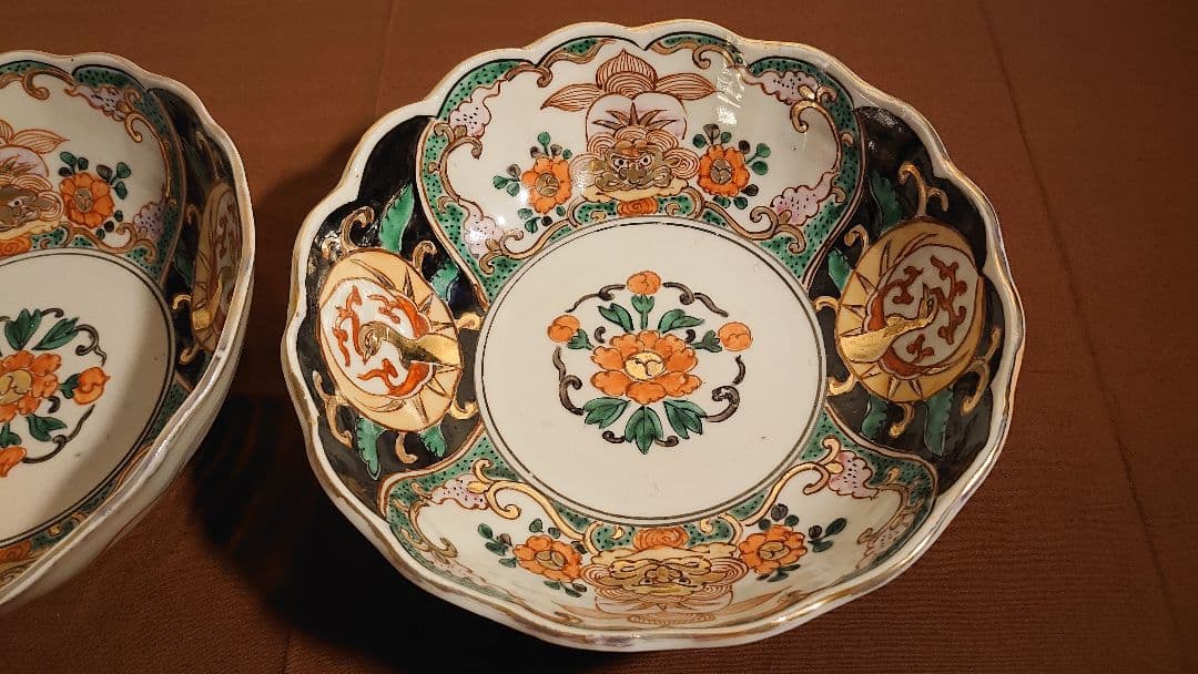 古伊万里　伊万里　色絵　金襴手　獅子の図　菓子鉢　大鉢　２客