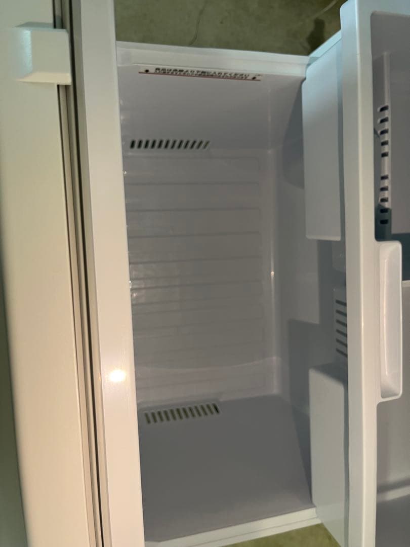 ★極美品★【2024年製】三菱 冷蔵庫 3ドア MR-C33K-W 330L T