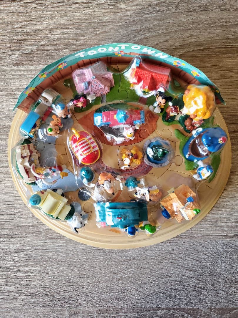 ☆激レア☆未使用美品☆ディズニートゥーンタウン ジオラマ フィギュア