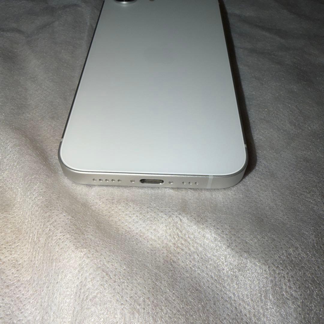 Apple iPhone 16e 256GB ホワイト バッテリー容量100%