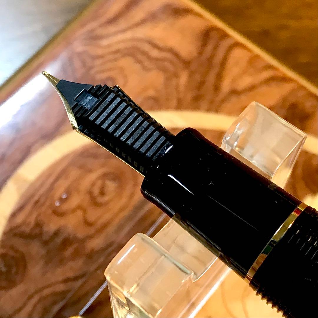 ☆新品未使用☆至高の万年筆セーラープロフェッショナルギア21K(H-MF)