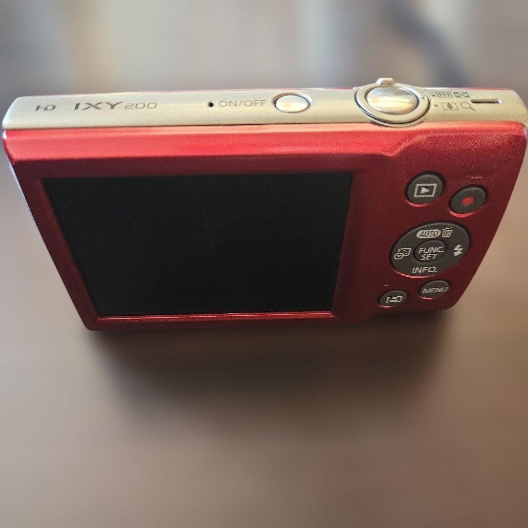 canon IXY 200 レッド 電池付き ジャンク