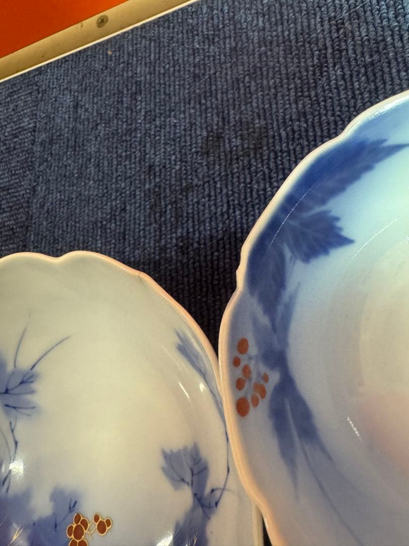 1707 深川製磁　染付葡萄絵　花型鉢　3客