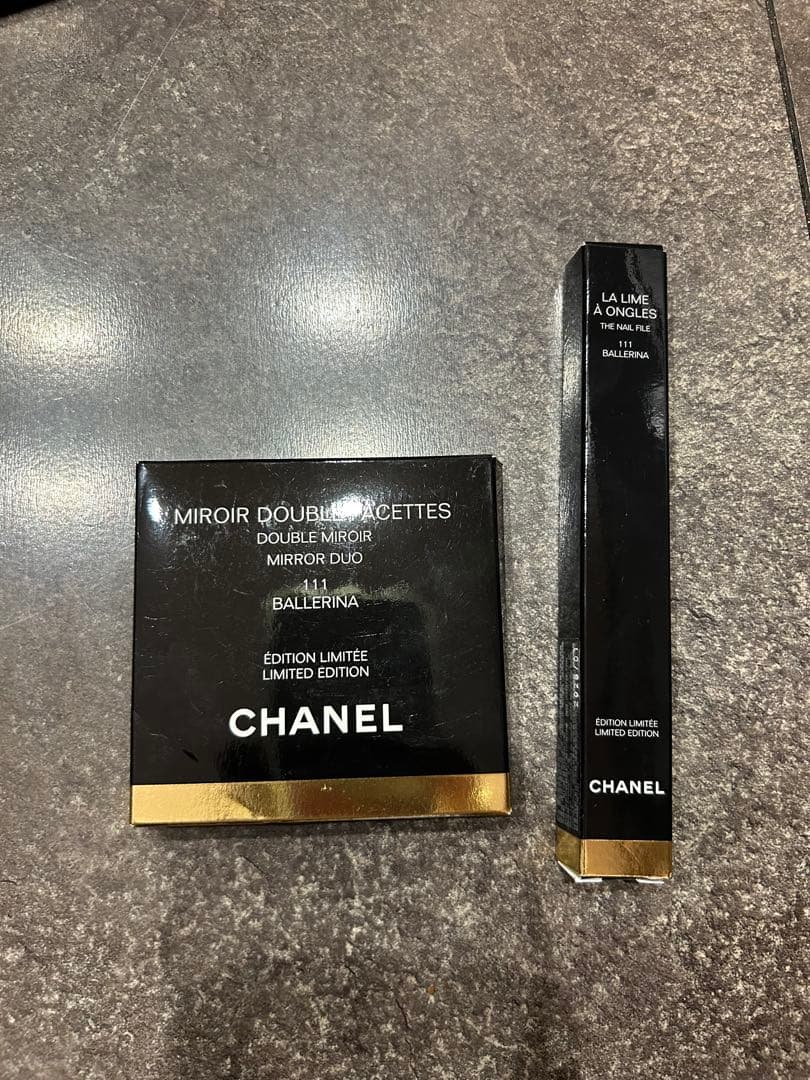 特別限定色CHANELコンパクトダブルミラー セット　バレリーナ
