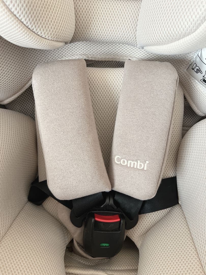 クルムーヴスマートISOFIX エッグショック tete a tete