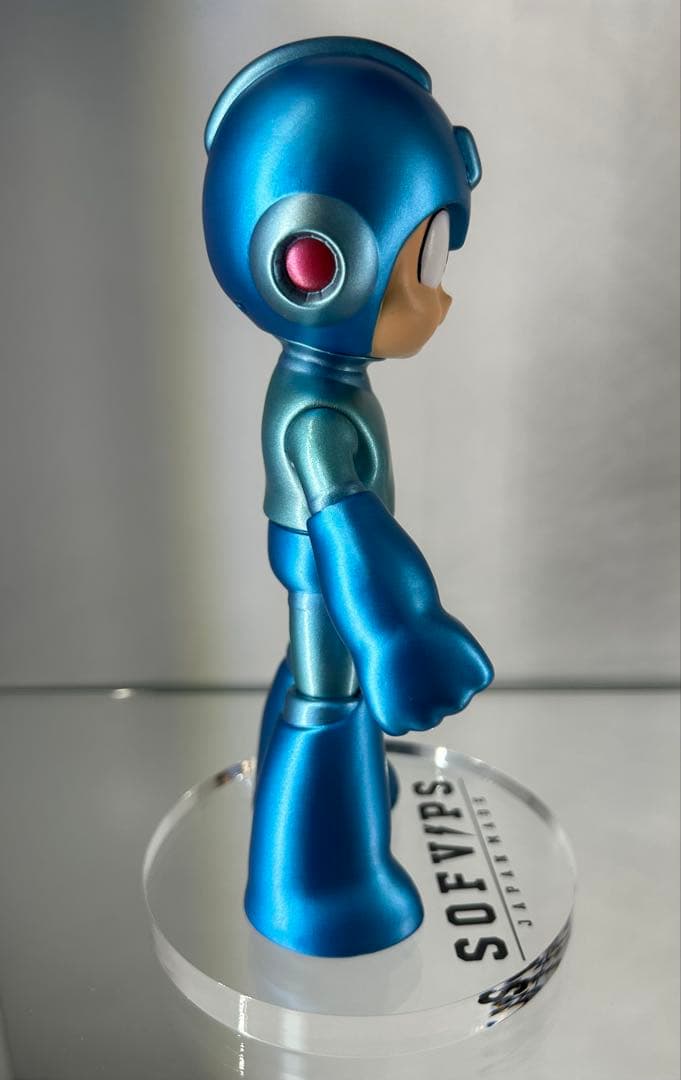 ロックマン　sofvips 開封済　台座付き　フィギュア