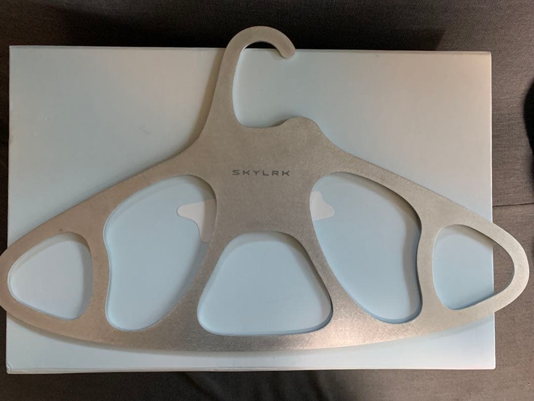 非売品 SKYLRK 東京 POP UP限定 ハンガー メタル