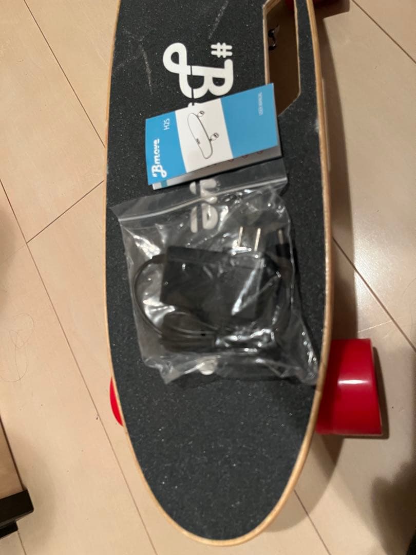 Pimove 電動スケボー 充電器付き