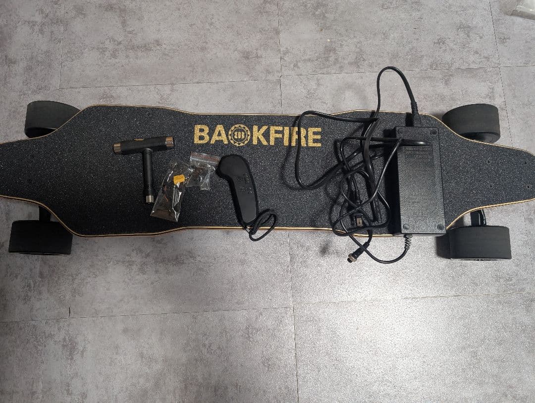 BAOKFIRE 電動スケートボード G2
