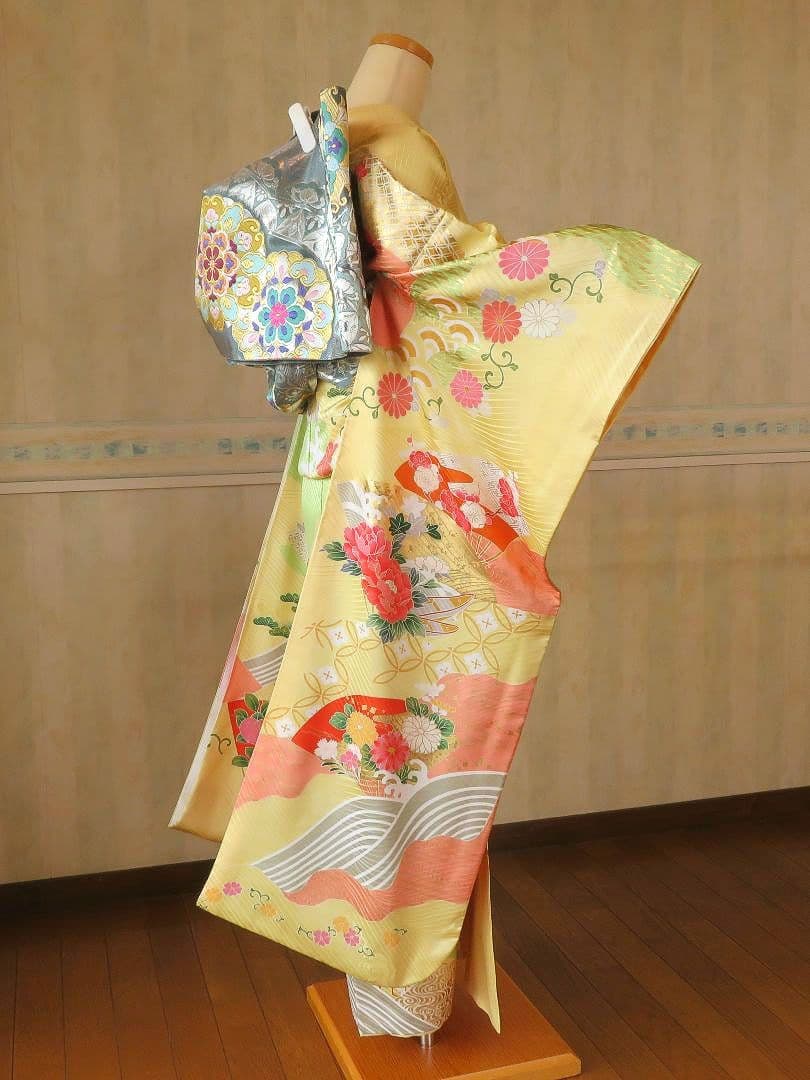 5200 振袖フルセット　正絹黄イエロー　成人式結婚式卒業式 古典御所車