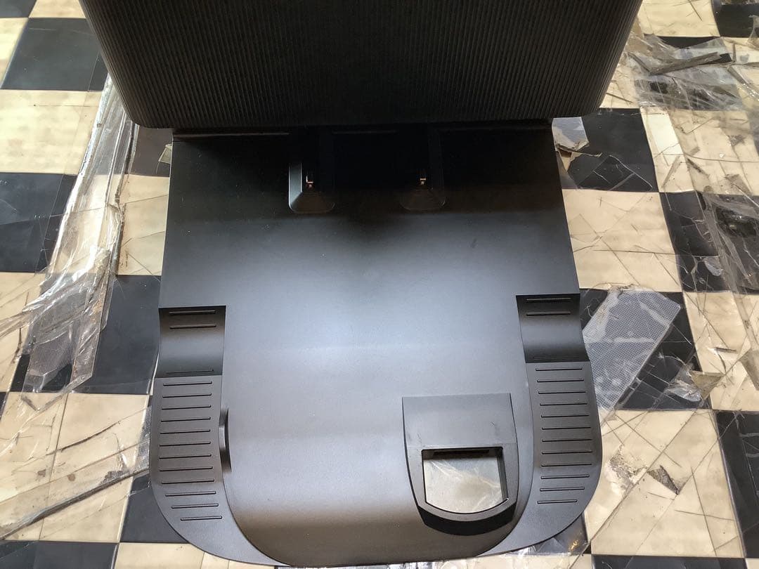 iRobot Roomba ルンバ j7+　ロボット掃除機