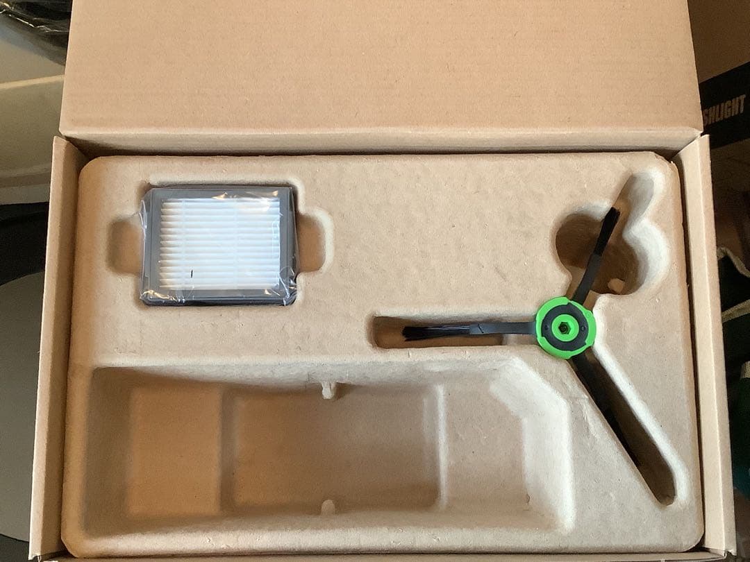 iRobot Roomba ルンバ j7+　ロボット掃除機