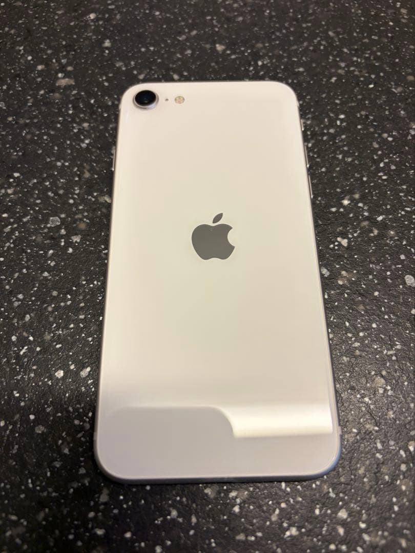 Apple iPhone SE 第3世代　スターライト　128GB