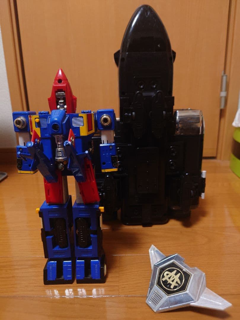 チェンジロボ　DX デラックス超合金　シャトルベース　ビッグスケール