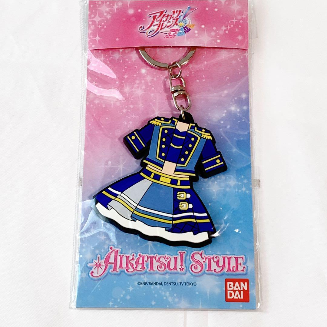 新品　アイカツフレンズ　湊みお　マグバッジ　アクリルバッジ　ドレスラバーチャーム
