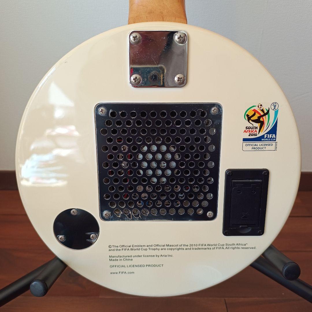 FIFA公認ミニエレキギター ゴールラッシュ2010 ケース付 zo3 aria