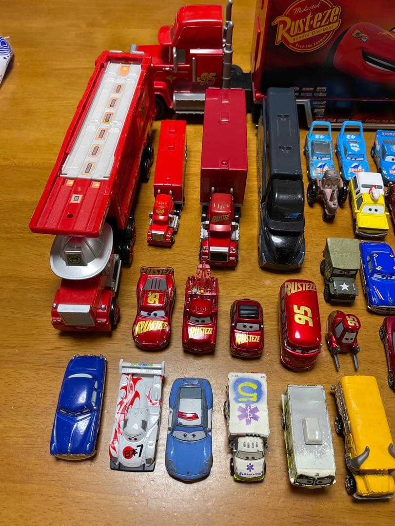 カーズ ミニカーセット マックトレーラー