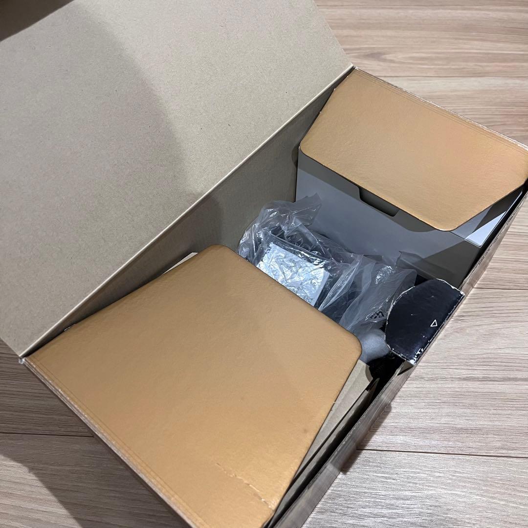 美品Nikon D5300 with DX VR 18-55 3.5-5.6g