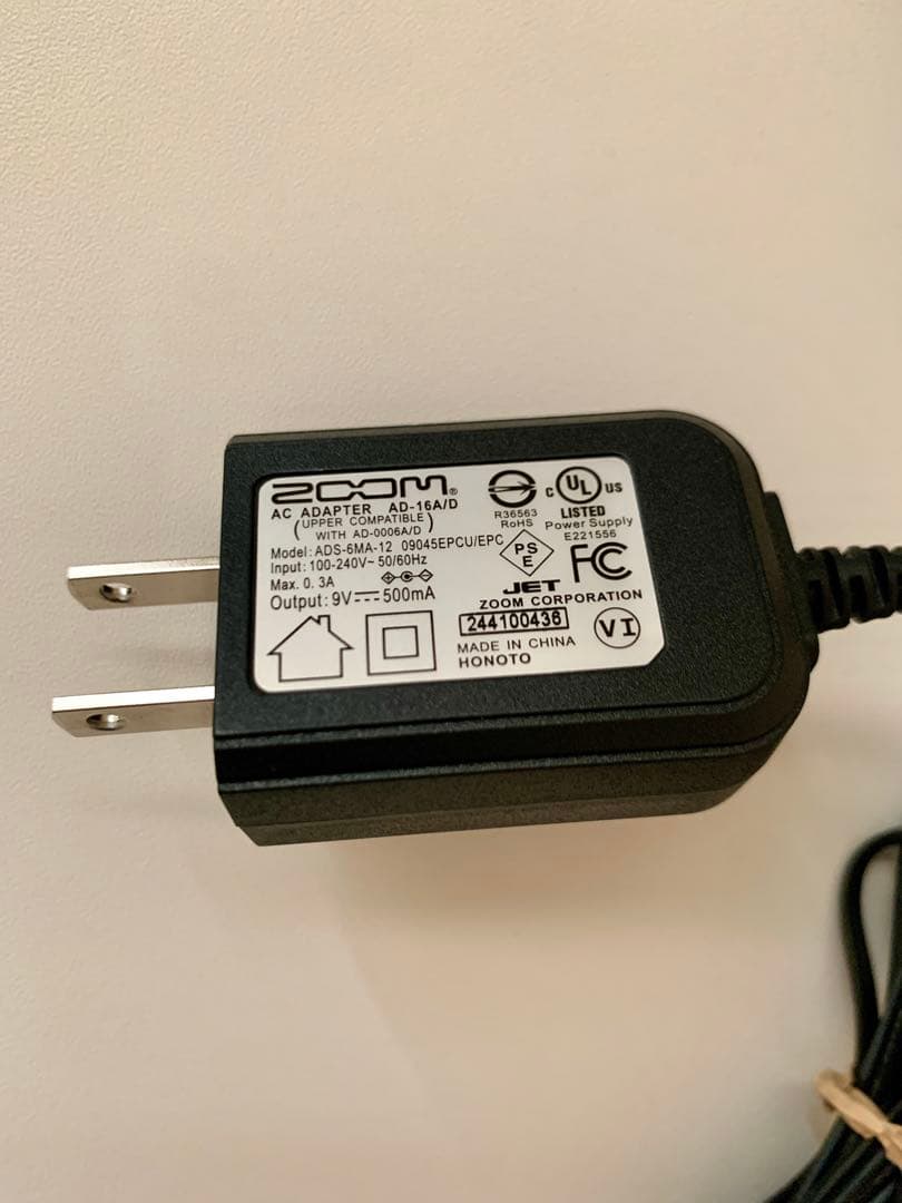 ZOOM G1 FOUR マルチエフェクトプロセッサー、純正ACアダプター