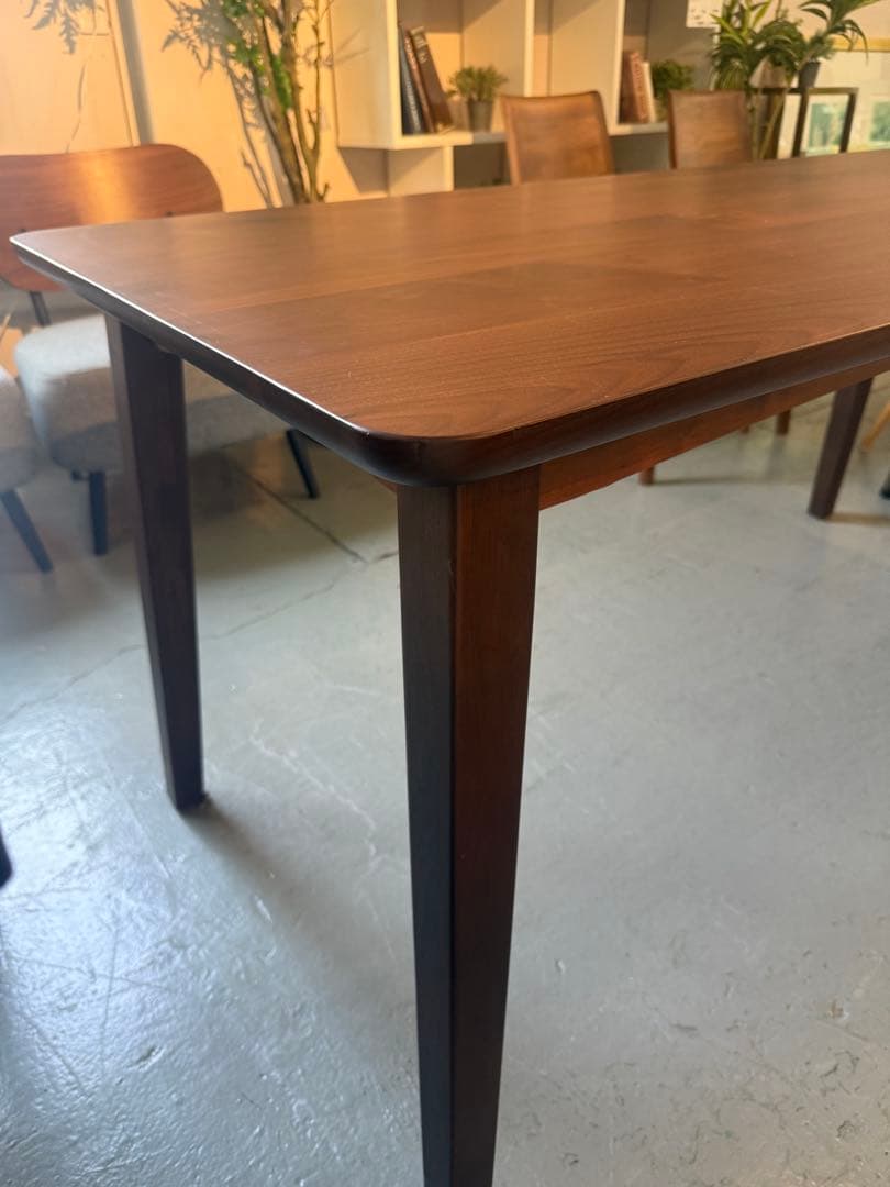 ダイニングテーブル　大塚家具　MOV2 幅150cm