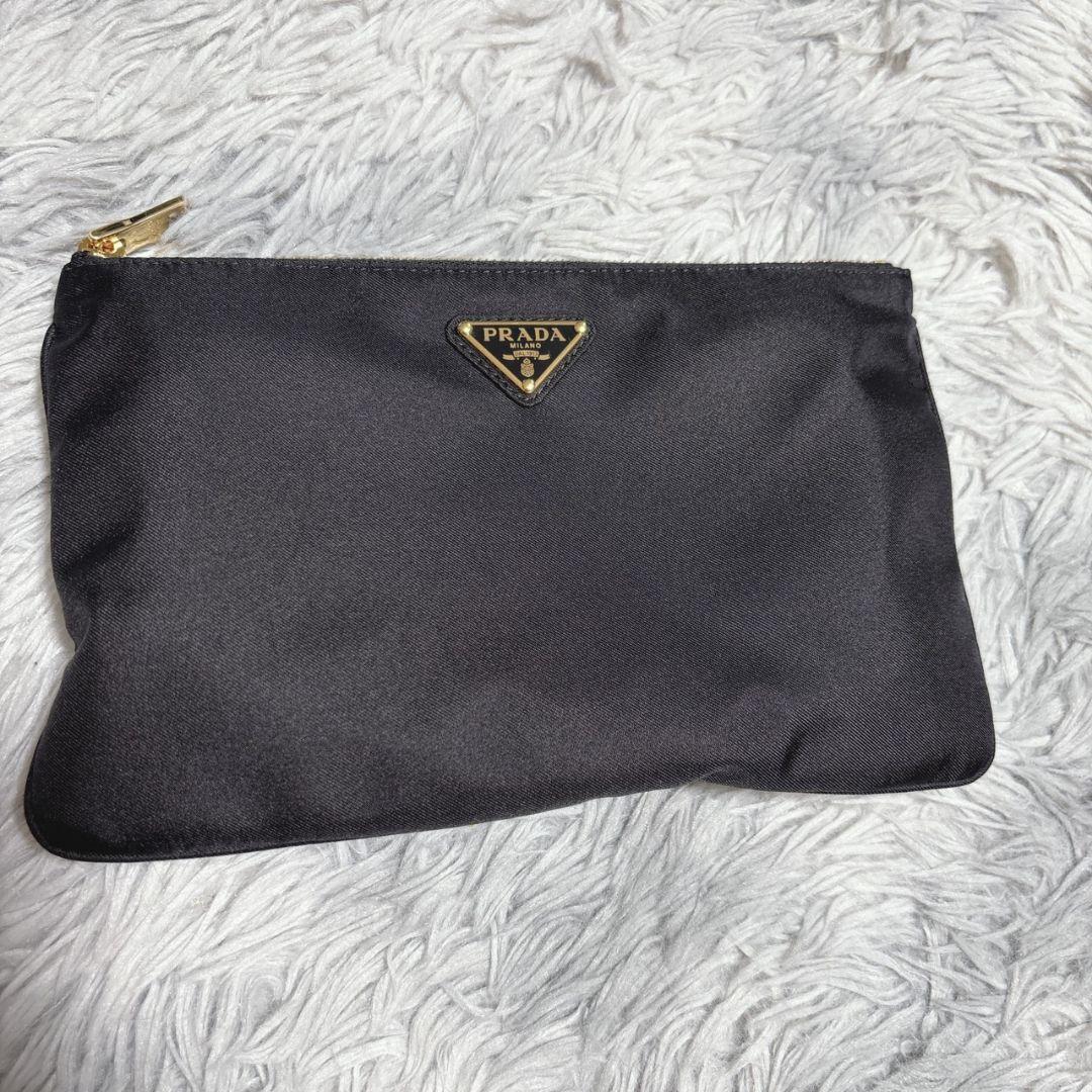 PRADA プラダ シルクアイマスク ポーチ付 箱・カード付 旅行 安眠グッズ