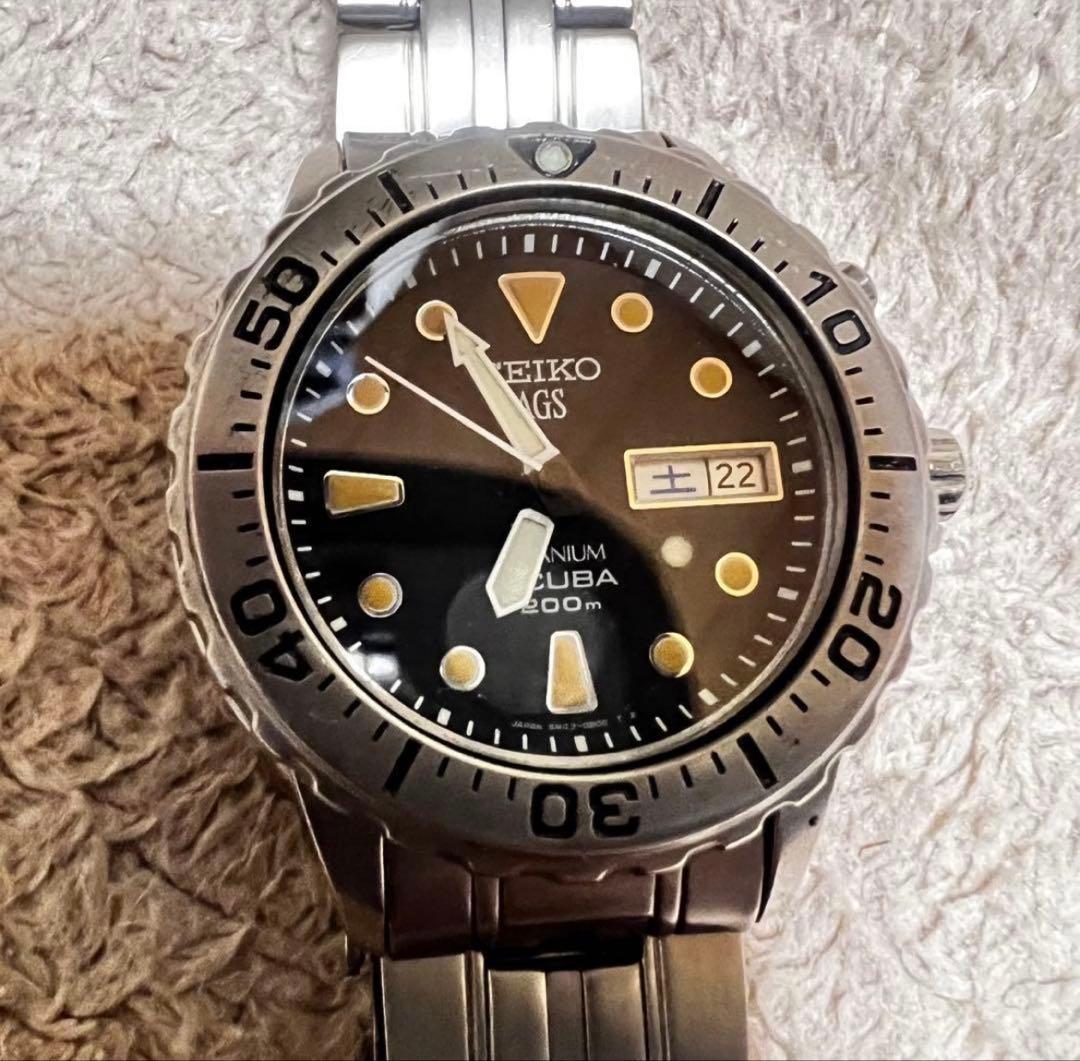 希少　ビンテージ品 スキューバダイバー　チタニウム トロピカルダイヤル