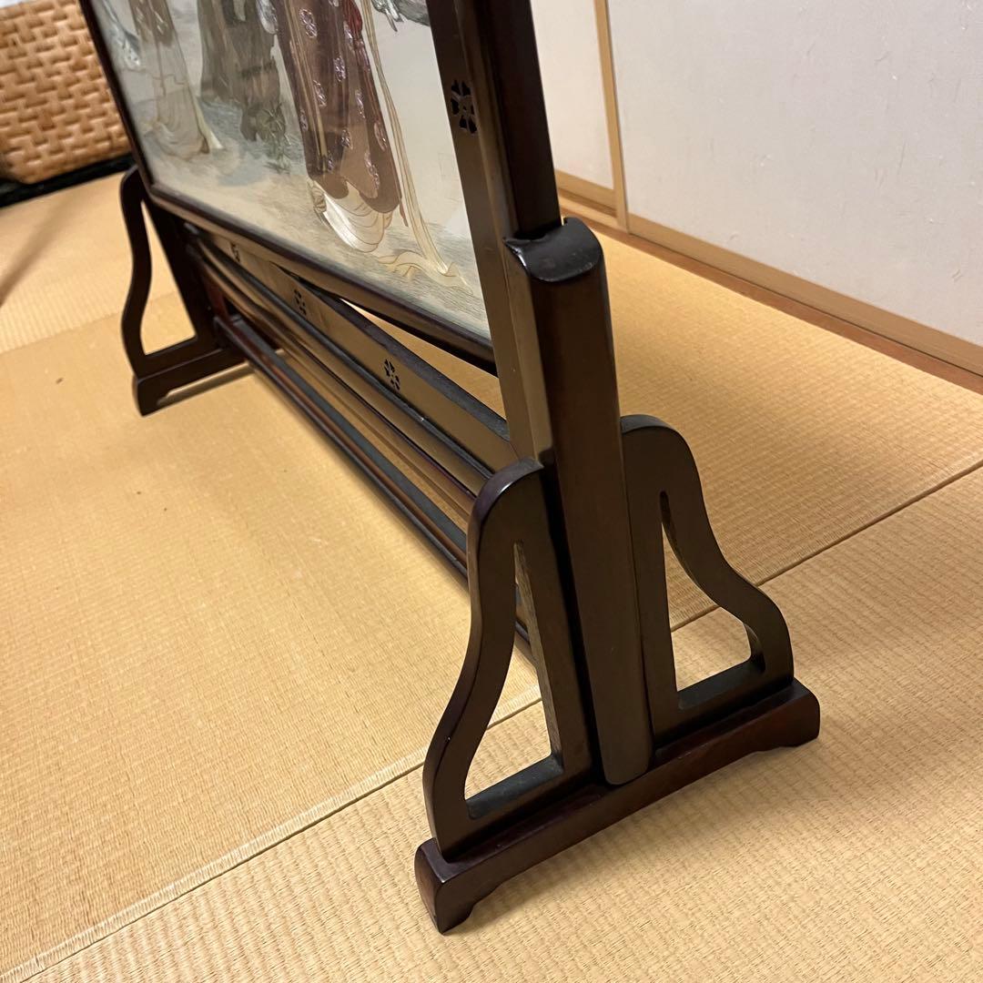 中国 手刺繍 仕女図 回転式 両面屏風 木製枠 ガラス入 大型 高級中国工芸品