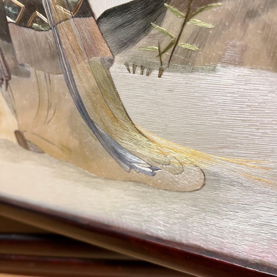 中国 手刺繍 仕女図 回転式 両面屏風 木製枠 ガラス入 大型 高級中国工芸品