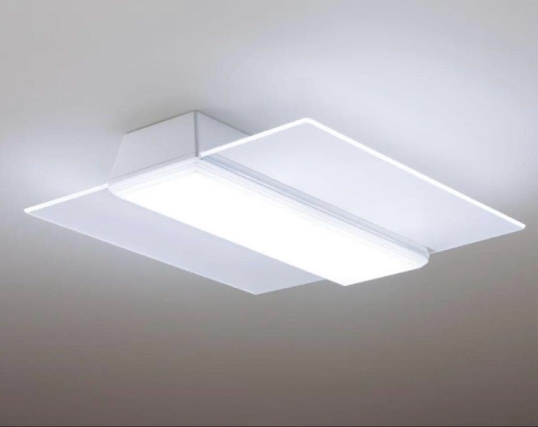 Panasonic パナソニック　LEDシーリングライト　8畳用
