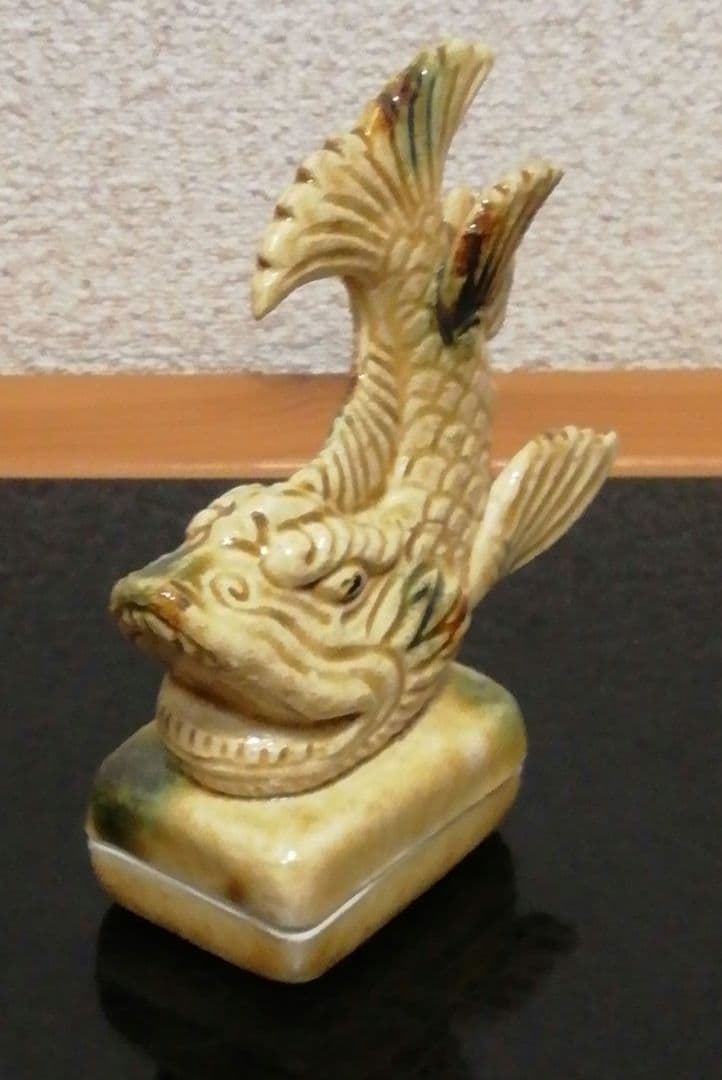 宗完書付　加藤康三郎作　黄瀬戸焼　鯱　香合　共箱　茶道具