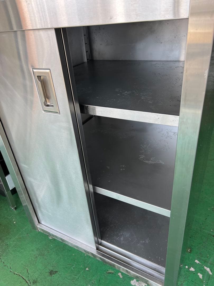 ステンレスキャビネット 700x700x1910