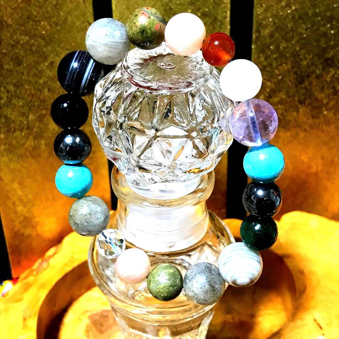 特殊ブレスレット(トレジャーハンター)天然石　心　癒し　精神守護　お守り