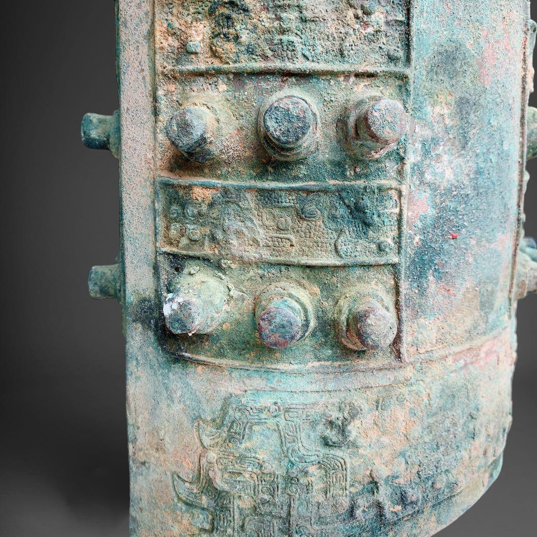 春秋戦国時代　青銅器　夔龍文　中国　銅鐸　饕餮　アンティーク　骨董品