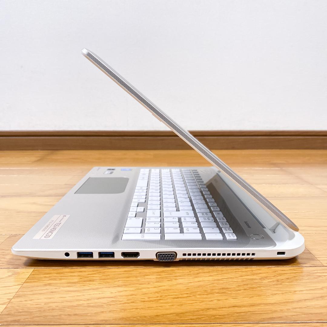 美品✨i3 新品SSD256 メモリ8 最新Win11 東芝ノートパソコン 薄型