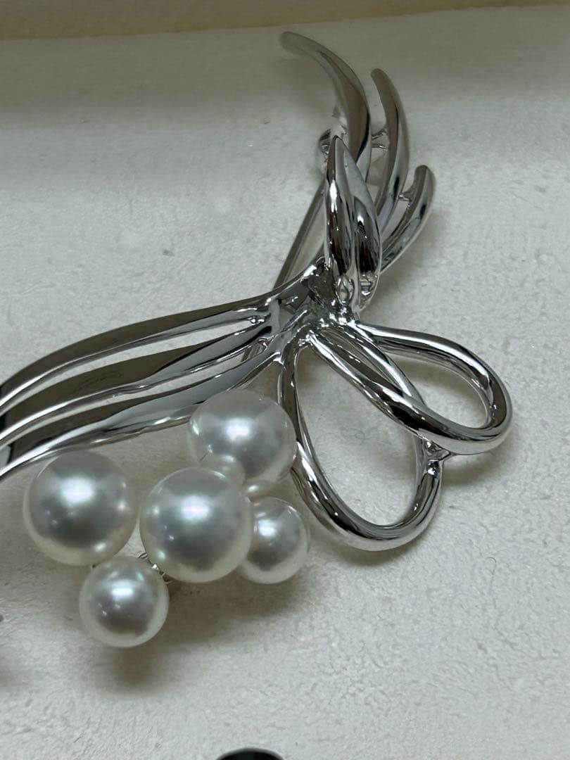 よ*う様 ミキモト　ブローチ　シルバー×パール アイボリー リボン　Ａ-810