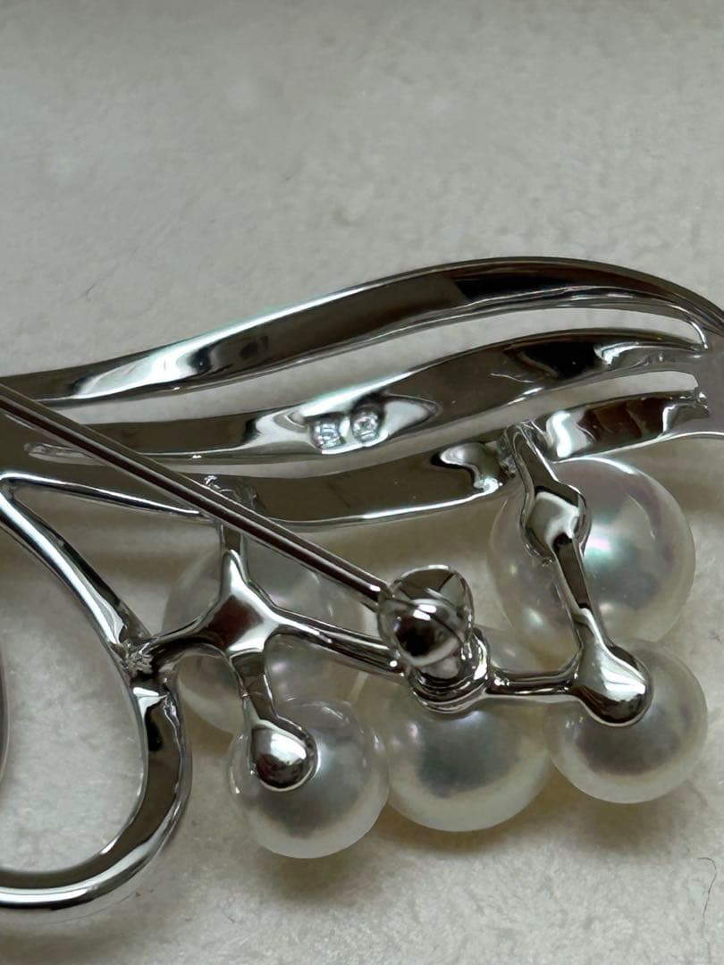 よ*う様 ミキモト　ブローチ　シルバー×パール アイボリー リボン　Ａ-810