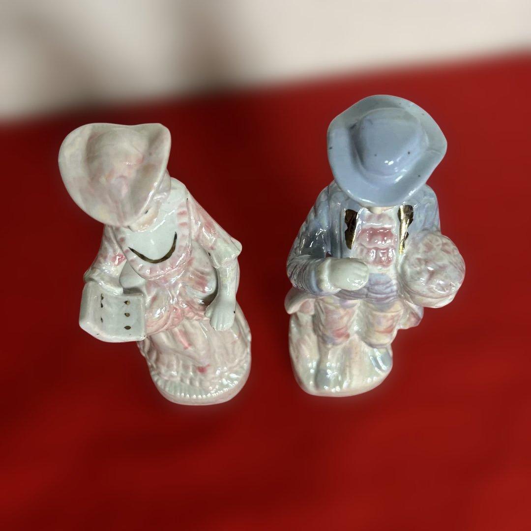 自宅保管品　アンティーク　陶磁器の人形ペア　とても可愛らしいお人形です