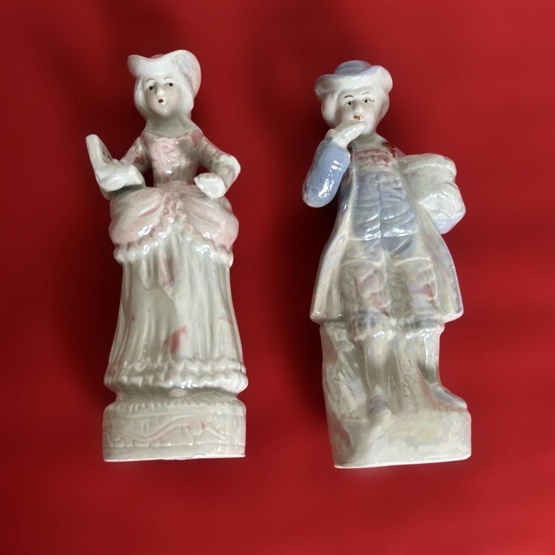自宅保管品　アンティーク　陶磁器の人形ペア　とても可愛らしいお人形です