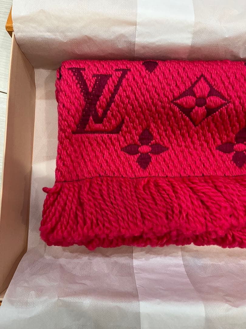 ルイヴィトン マフラー 未使用 箱付き 正規品