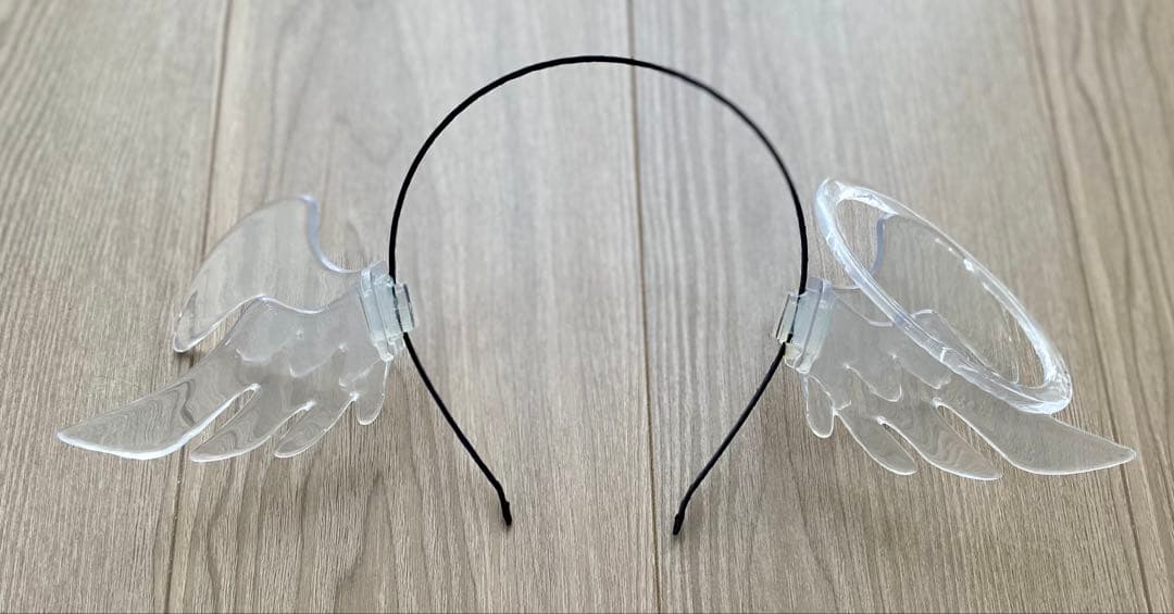 ⭐︎新品未使用⭐︎リリコラム ツノカチュ 天使の羽カチューシャタイプ（透明）