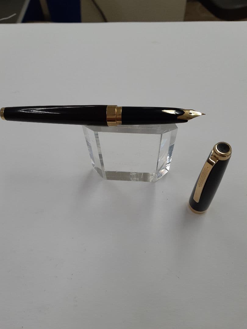 万年筆　黒檀　21K 希少アンティーク　世界の銘木シリーズ　年代物 ケース付