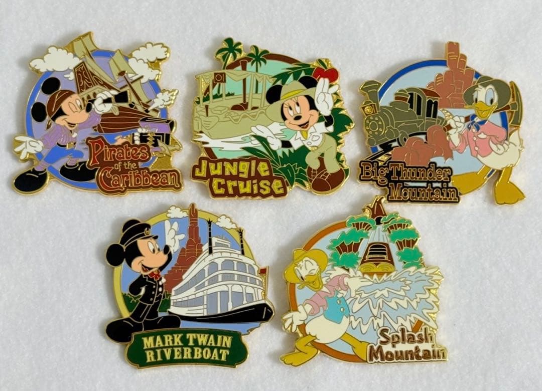 ピンズ・ピンバッジ・缶バッジ Iuz