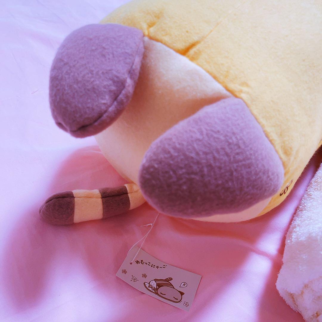 希少レア　ねむっこにゃーご　サンリオ　イラスト　クッション　ねこ　平成レトロ