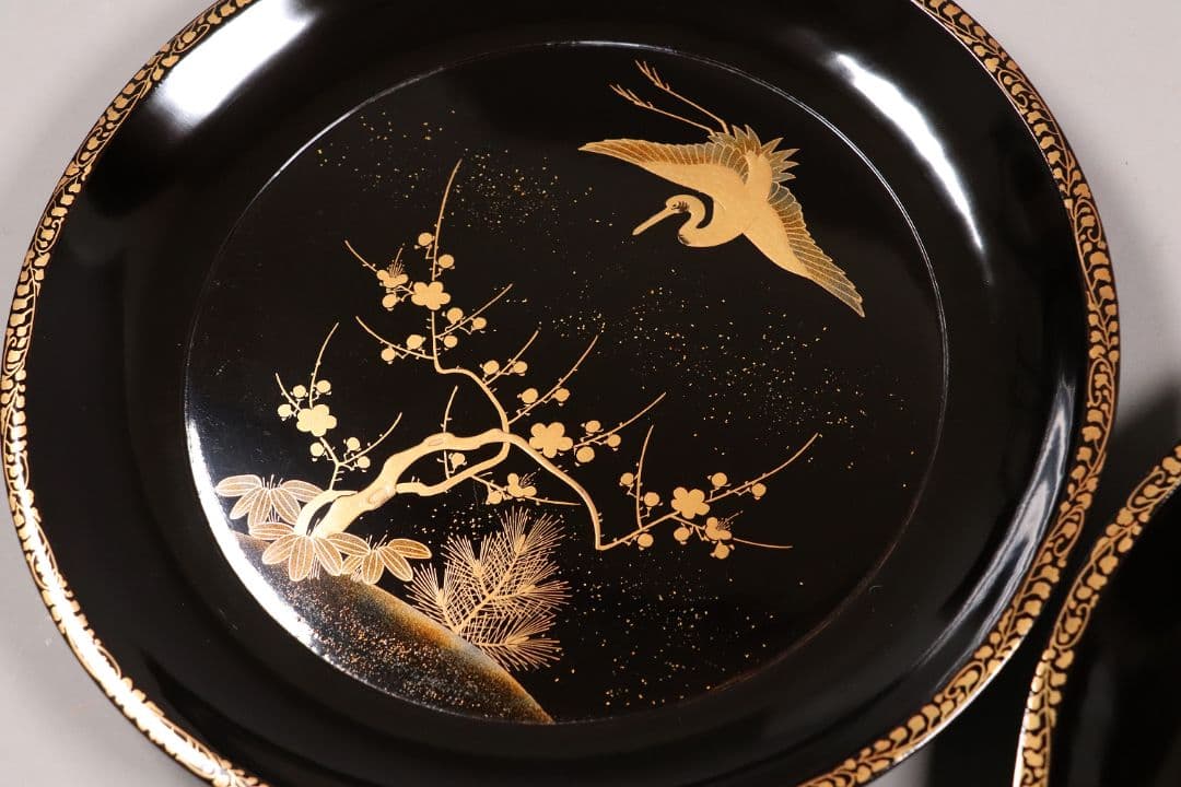 MA218 時代漆器 松竹梅鶴金蒔絵 縁唐草 黒塗 大徳寺盆 二客 菓子盆 木皿