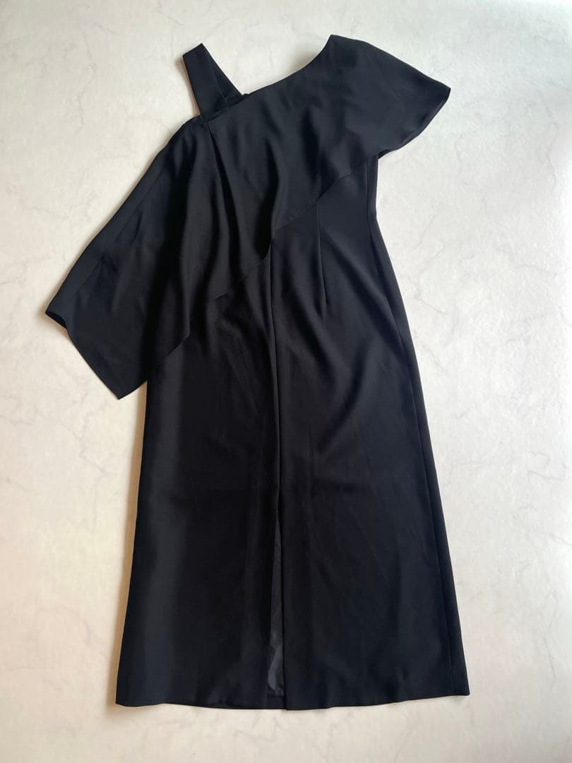 Aimer Acret アシンメトリーケープ付タイトラインドレス オケージョン