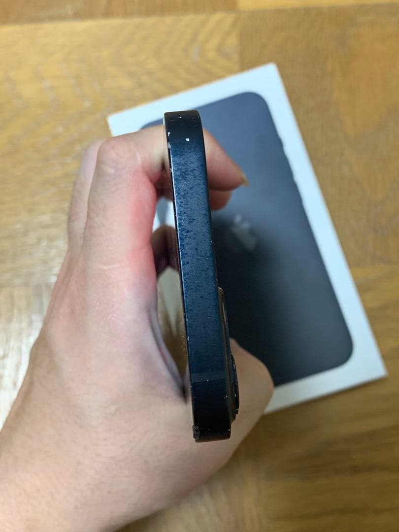 Apple iPhone 13 ブラック 本体 箱付き